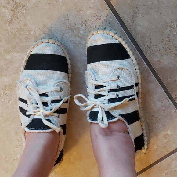 DV by Dolce Vita Shoes - Cute shoes